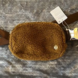 Lululemon everywhere fleece crossbody bag